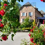 Logis Restaurant Les 2 Rives - A75, En Bordure De Riviere Banassac