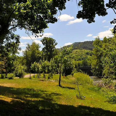 فندق Logis Restaurant Les 2 Rives - A75, En Bordure De Riviere Banassac